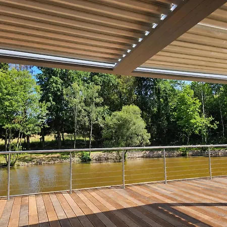 Maison Bord D'etang De Peche Prive